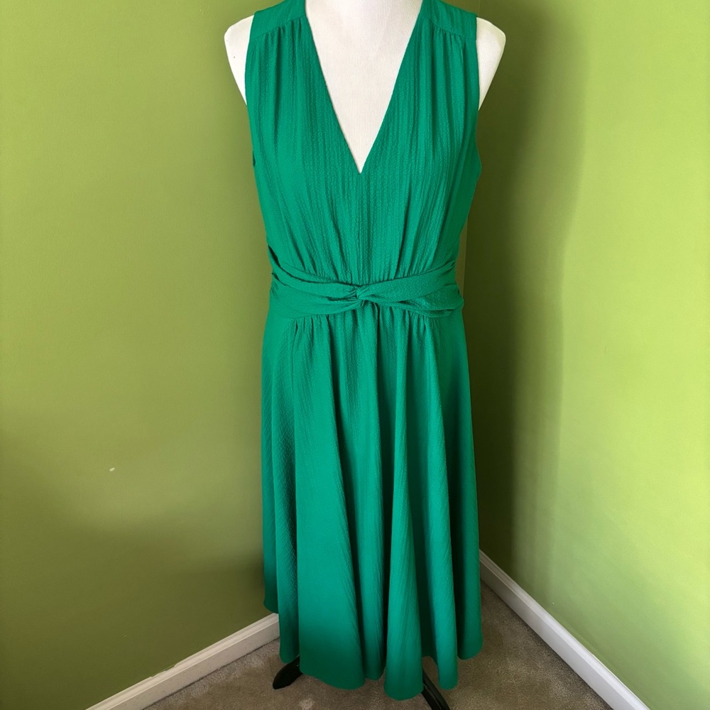 Calvin Klein Women’s V-neck Twist Front Midi Dress
